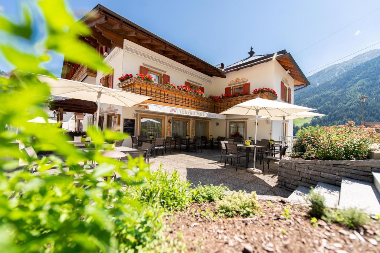 Hotel Stilfserhof Exteriér fotografie